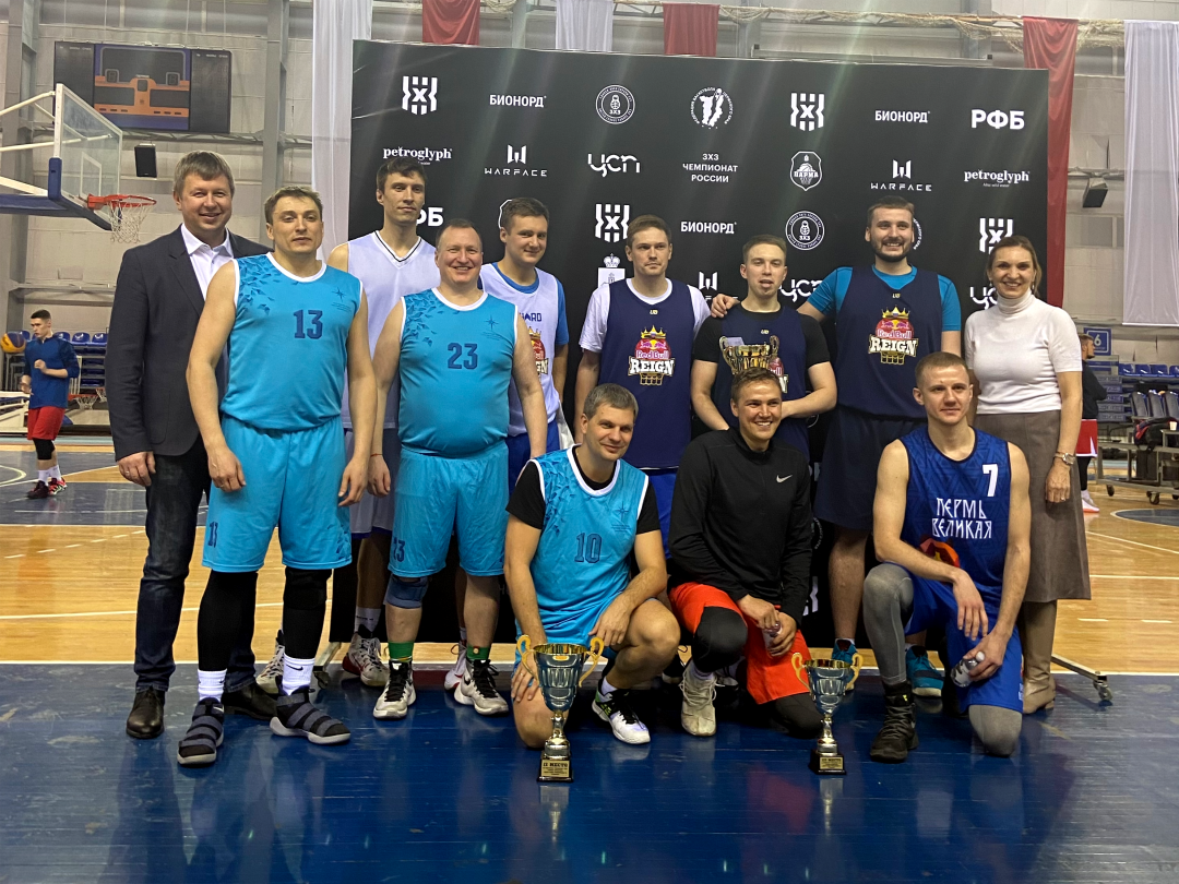 Команда УЗПМ выиграла серебро в любительском турнире 3*3 BIONORD по баскетболу 